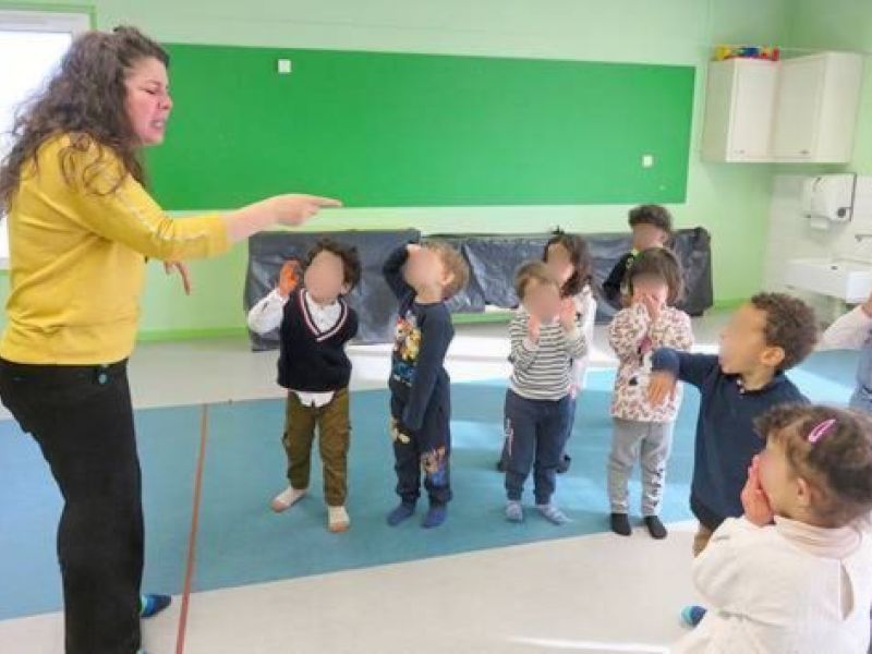 École maternelle Daudet : Notre petit théâtre autour de nos sens et de nos émotions